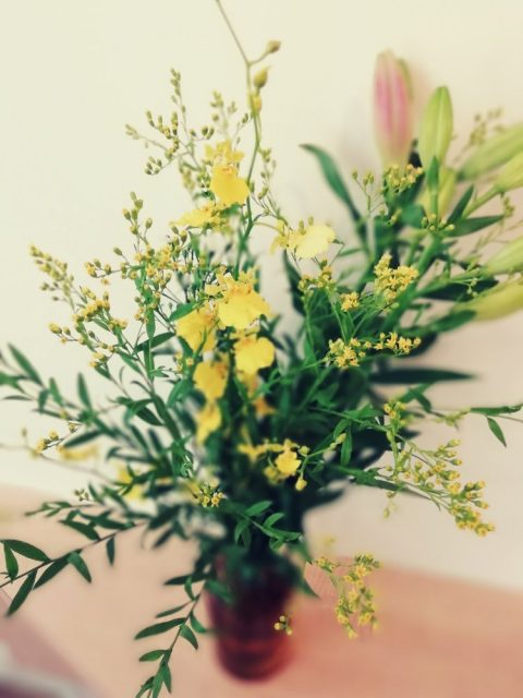 一回目の花束が届きました ワルツ ブログ 広島市 南区 比治山 美容院 Waltz Blog